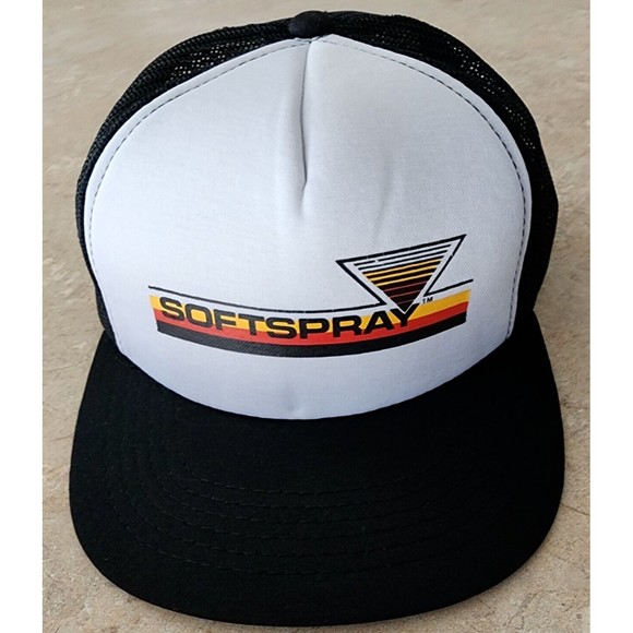 Trucker Hat Black Softspray Logo - Picture 1 of 6